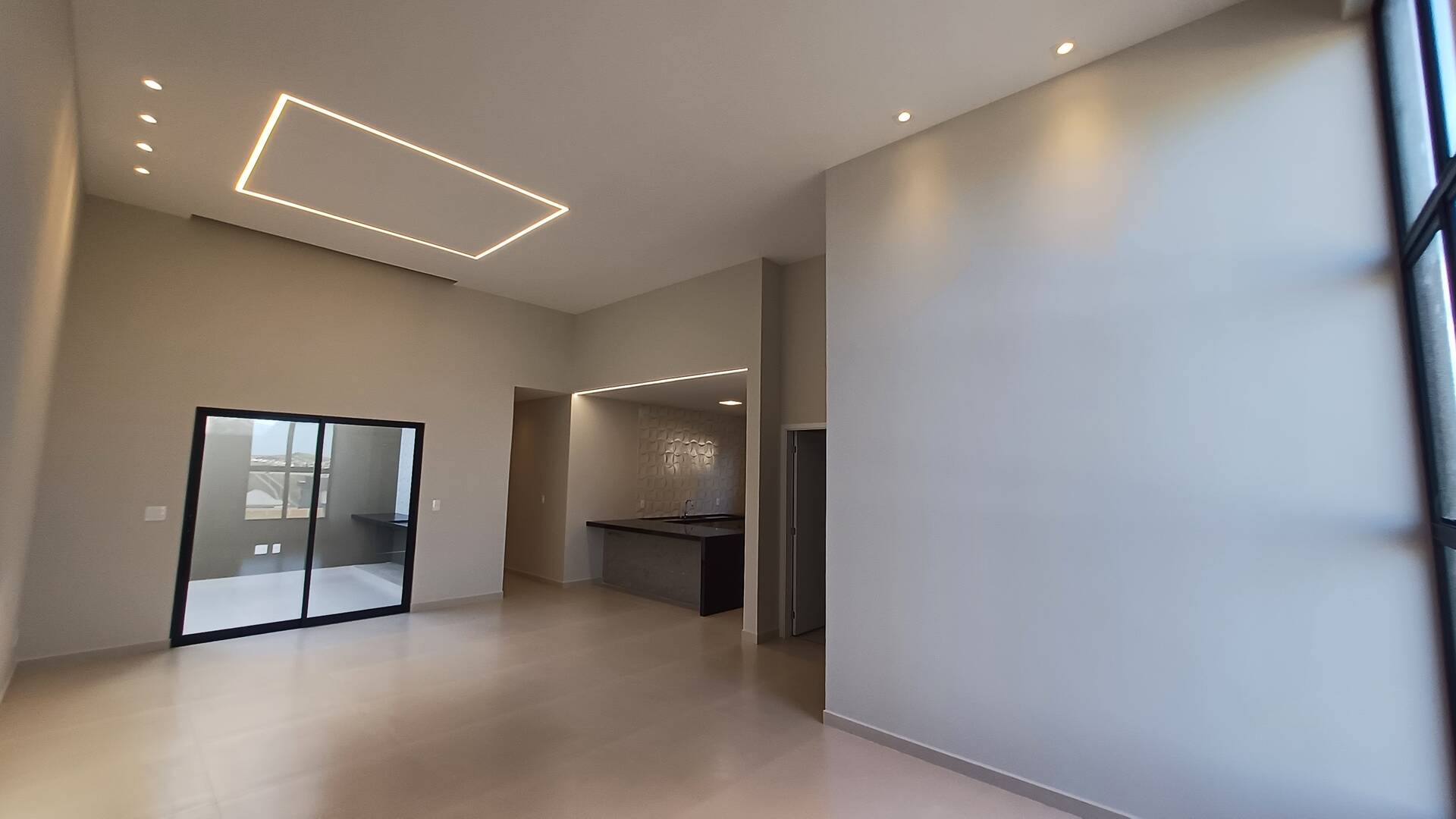 Casa à venda com 3 quartos, 252m² - Foto 8