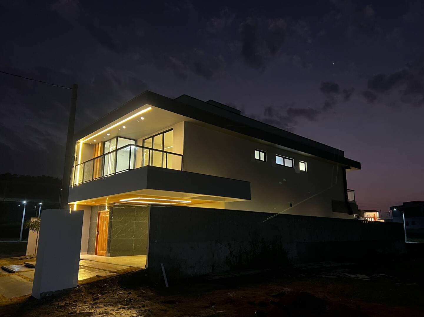 Casa de Condomínio à venda com 4 quartos, 293m² - Foto 3