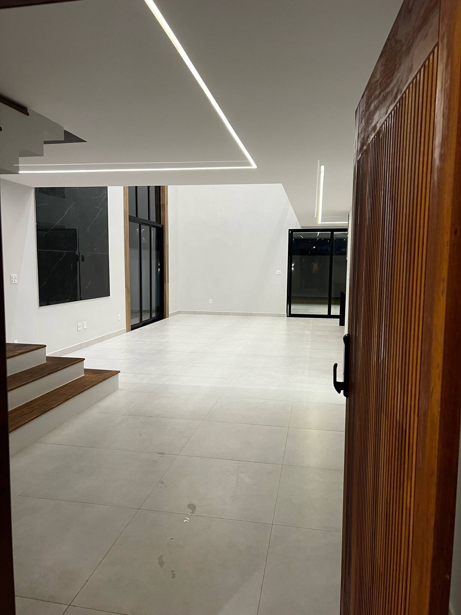 Casa de Condomínio à venda com 4 quartos, 293m² - Foto 5