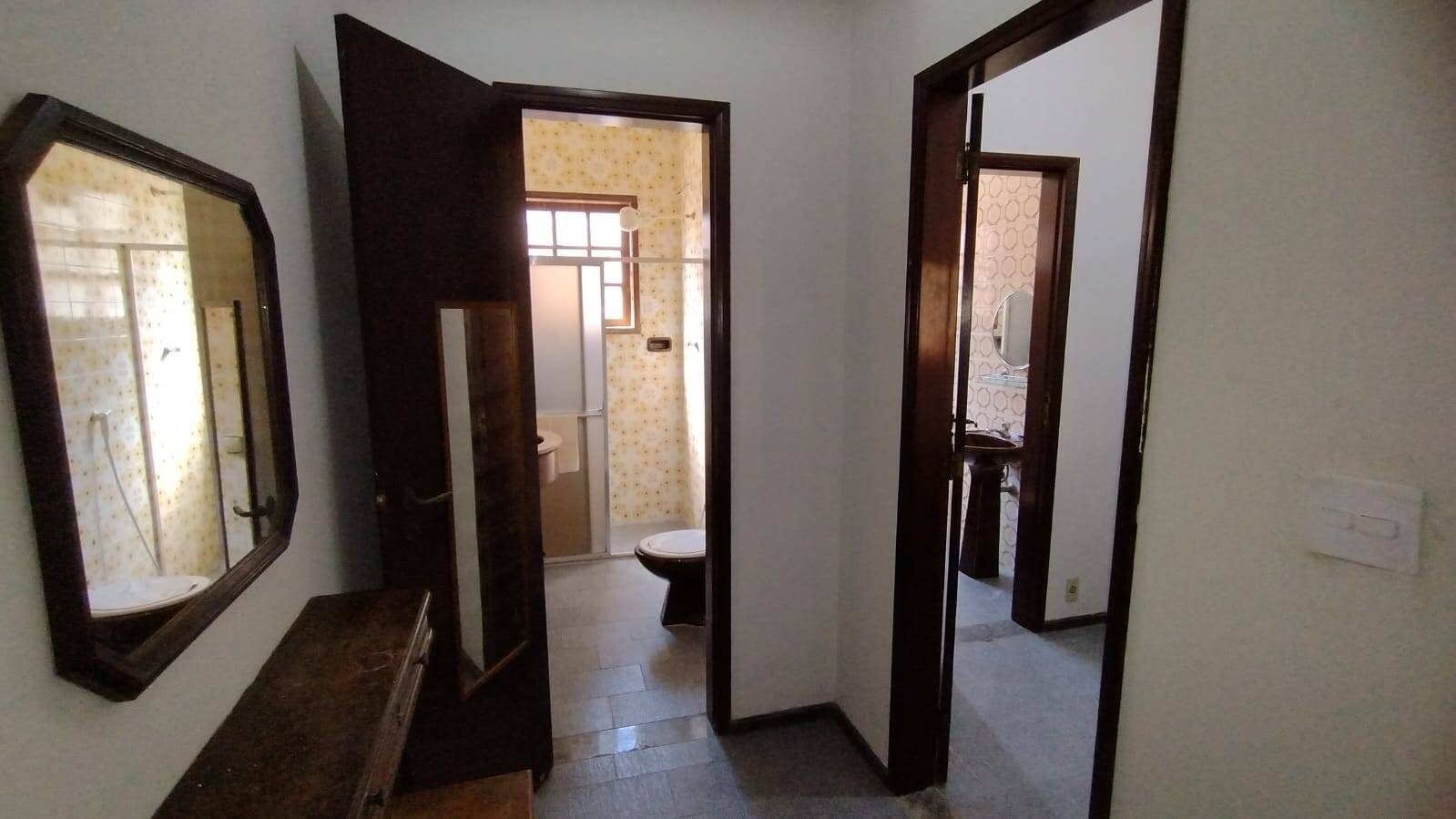 Casa à venda com 4 quartos, 285m² - Foto 30