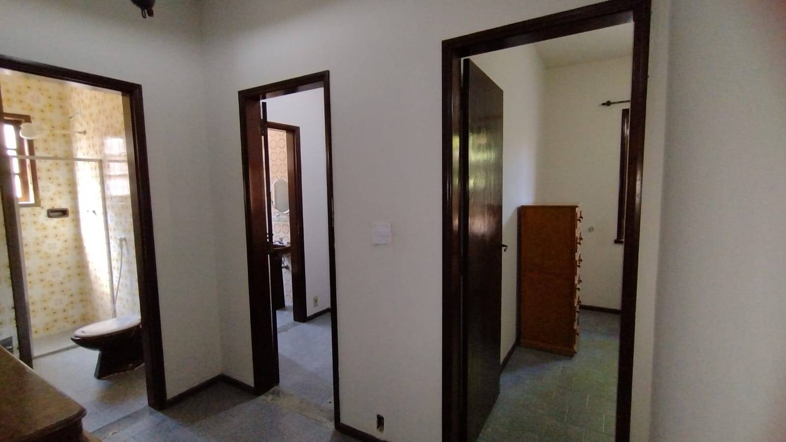 Casa à venda com 4 quartos, 285m² - Foto 36