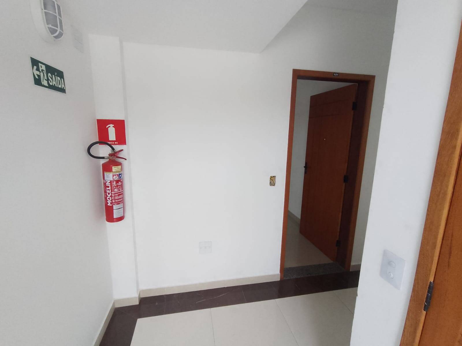 Apartamento à venda com 2 quartos, 82m² - Foto 22