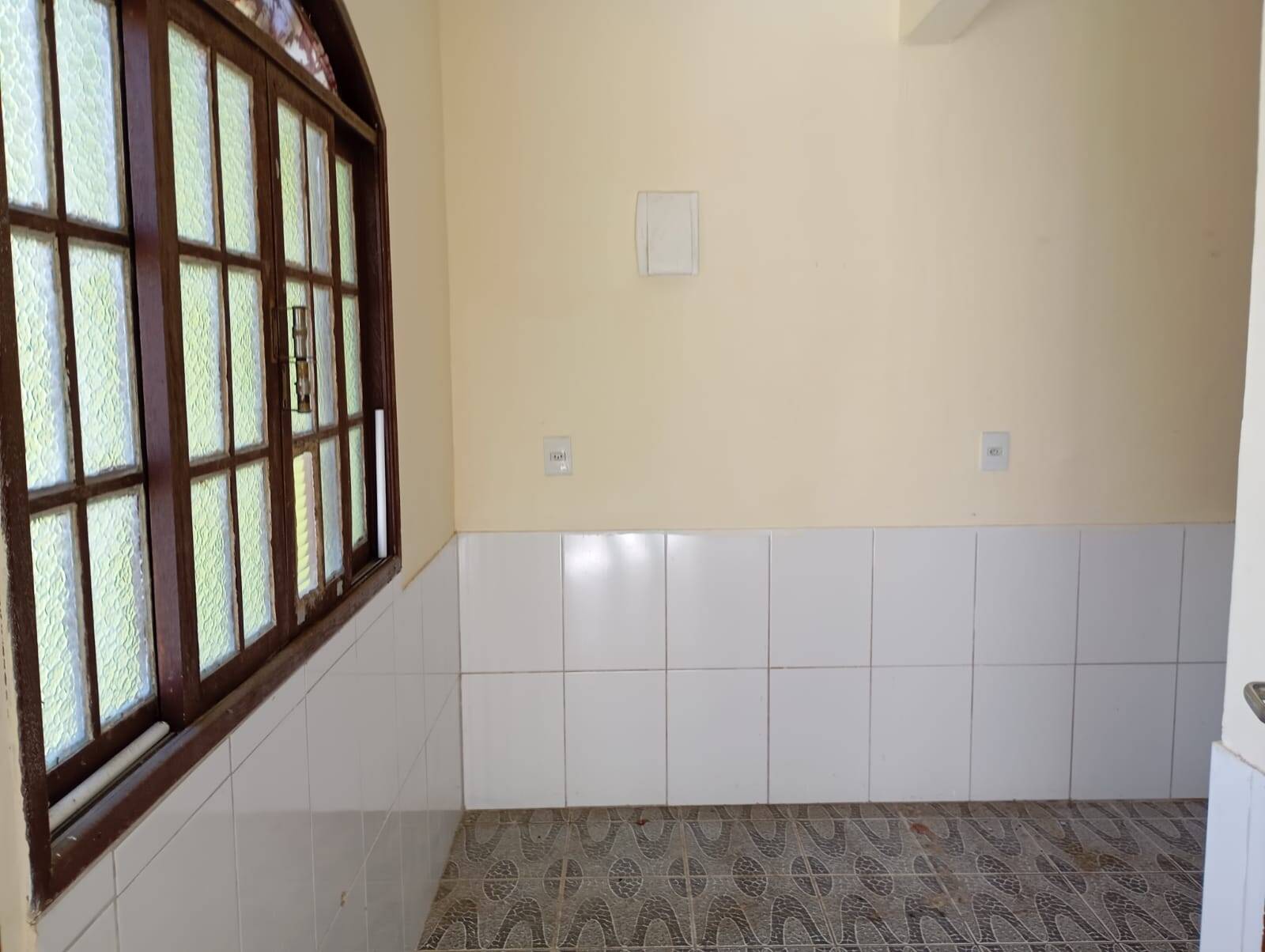 Casa para alugar com 1 quarto, 47m² - Foto 3